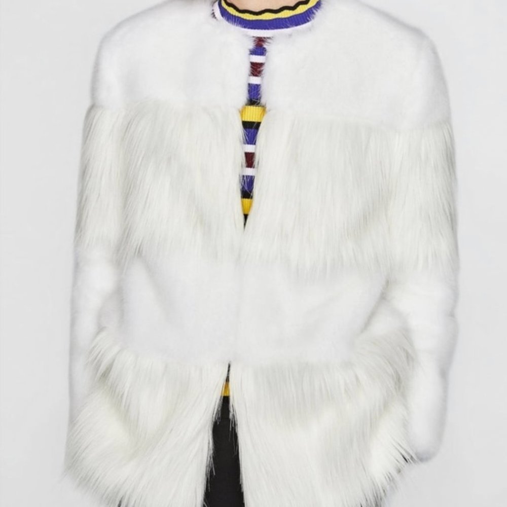 🎉 HP 🎉 NEW Zara Faux Fur White Teddy Coat - Picture 2 of 8